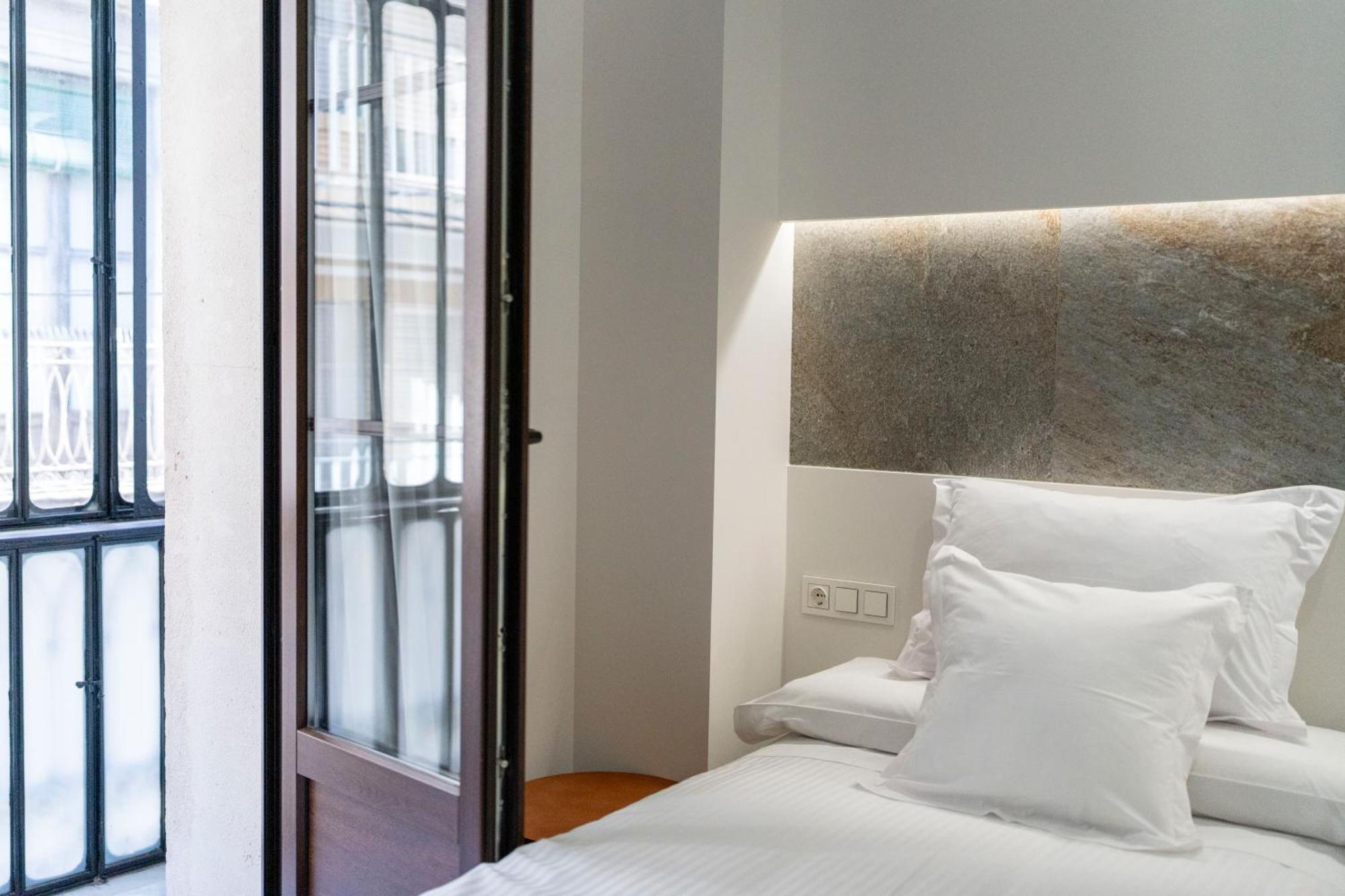 Torreluz Suites Almeria Exterior photo